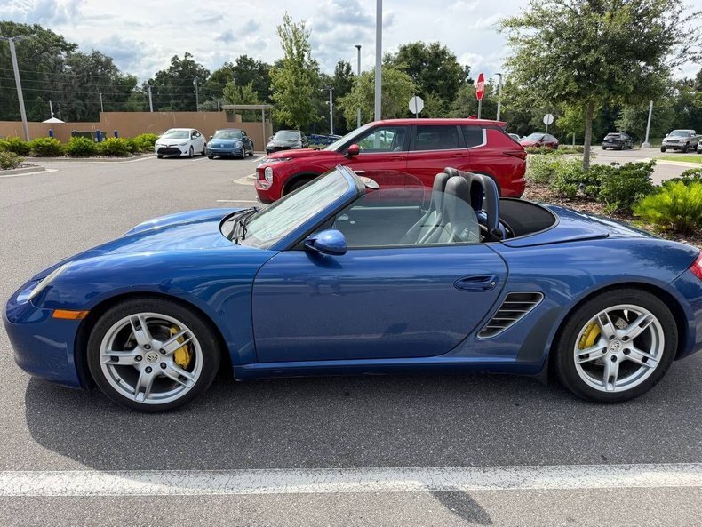 Cabriolet in Glendale, United States 1 - 18220013