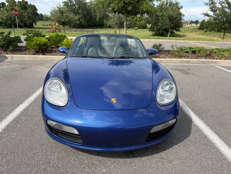 Cabriolet in Glendale, United States 4 - 18220013