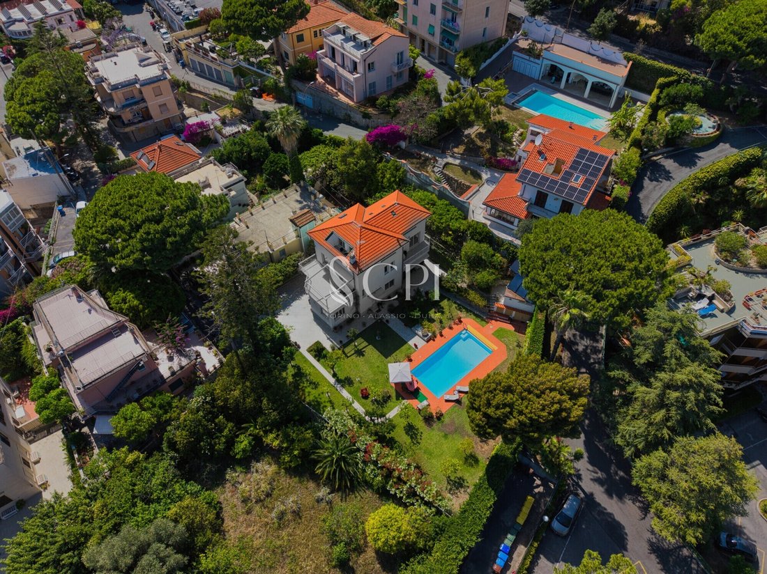 House in Foce, Sanremo, Italy 2 - 18220005