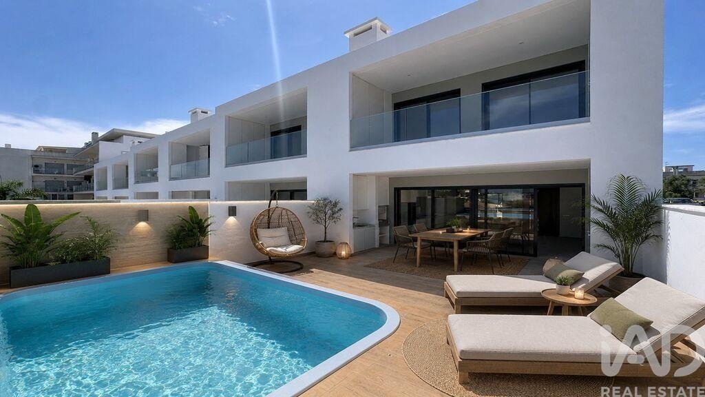 House in Portimao, Algarve, Portugal 1 - 16783858