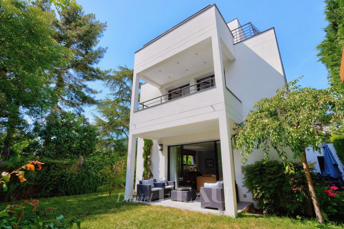 House in Saint-Cloud, Ile-de-France, France 1 - 18220742