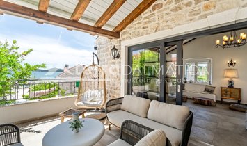Villa in Murter, Sibenik-Knin County, Croatia 1