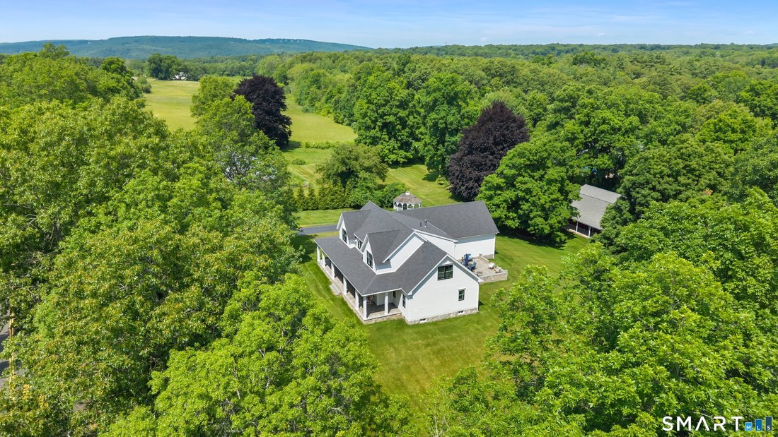 House in Avon, Connecticut, United States 2 - 18220643
