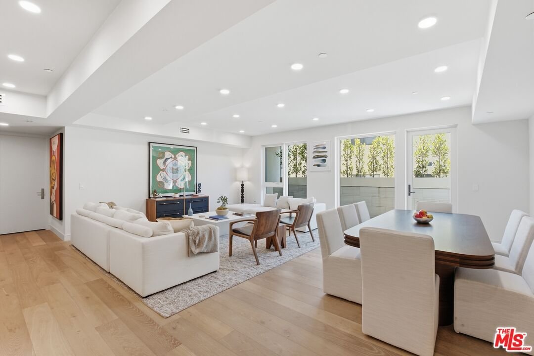 Condo in Los Angeles, California, United States 4 - 17291933