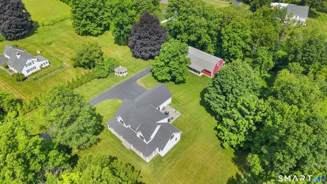 House in Avon, Connecticut, United States 3 - 18220643