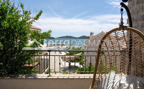 Villa in Murter, Sibenik-Knin County, Croatia 1