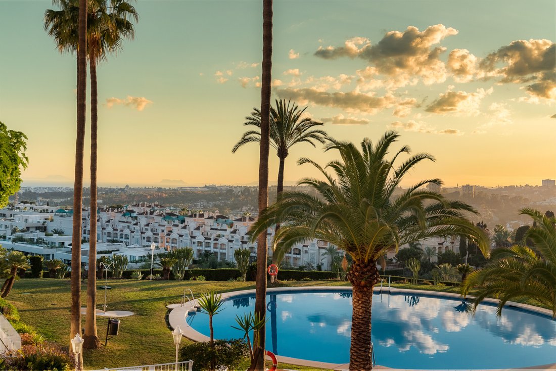Apartment in Marbella, Andalusia, Spain 3 - 18220673