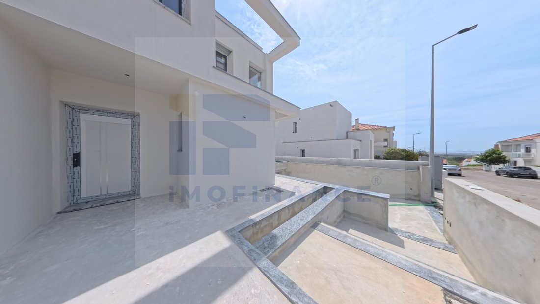Townhouse in Atouguia da Baleia, Leiria District, Portugal 1 - 18220718
