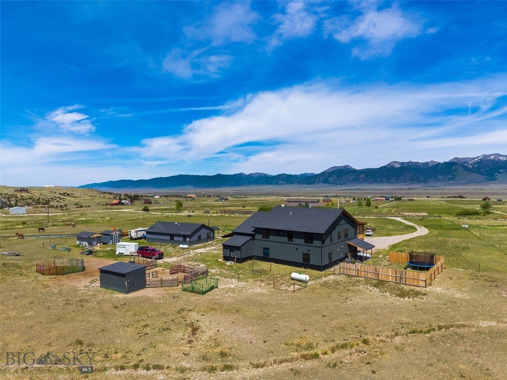 House in Ennis, Montana, United States 3 - 18220864