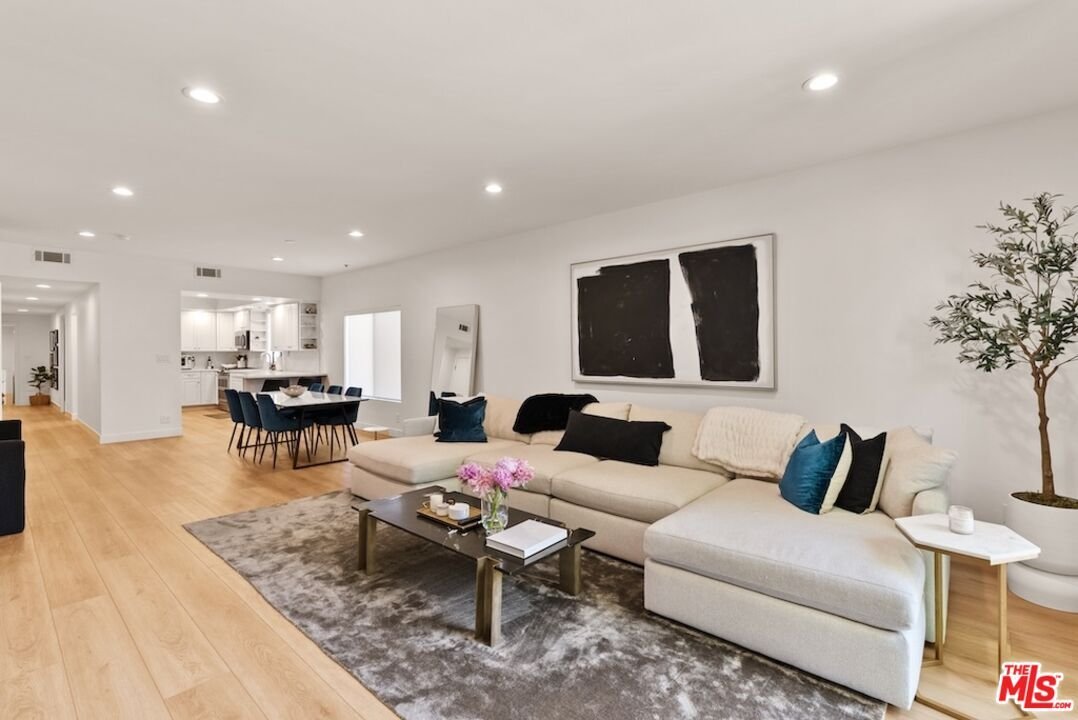 Condo in Los Angeles, California, United States 4 - 18220977