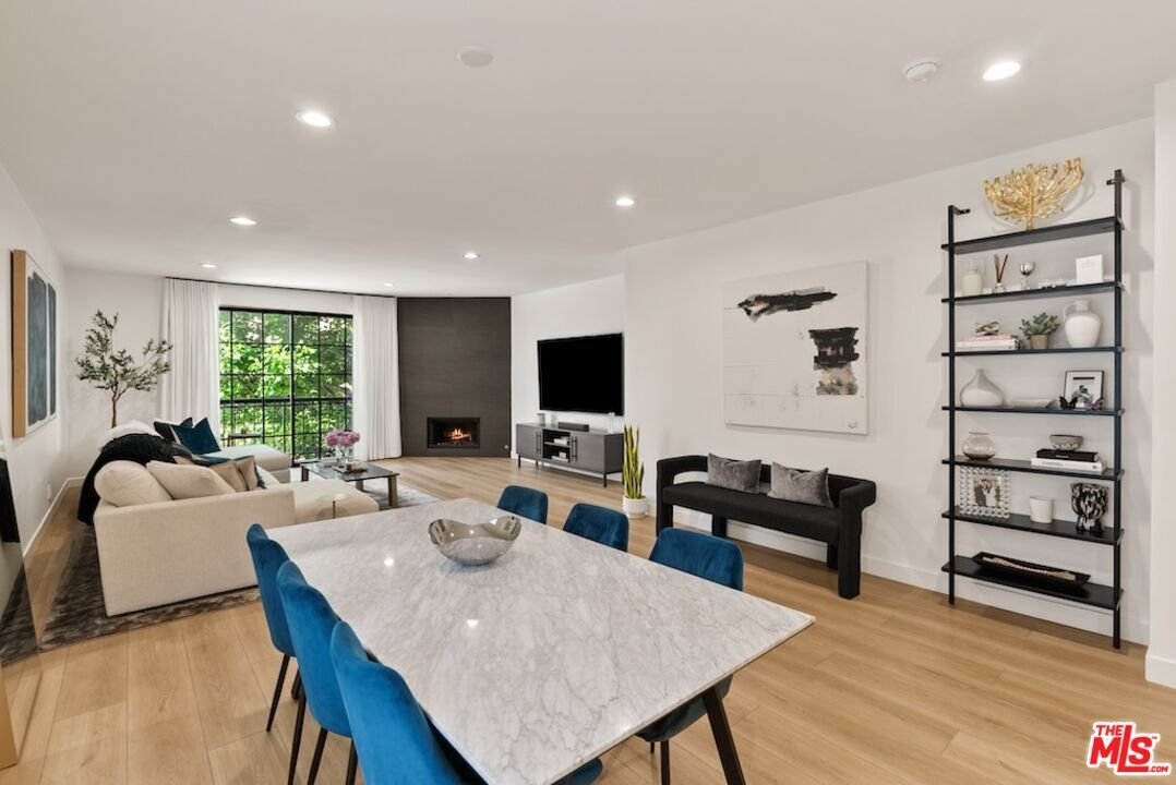 Condo in Los Angeles, California, United States 5 - 18220977