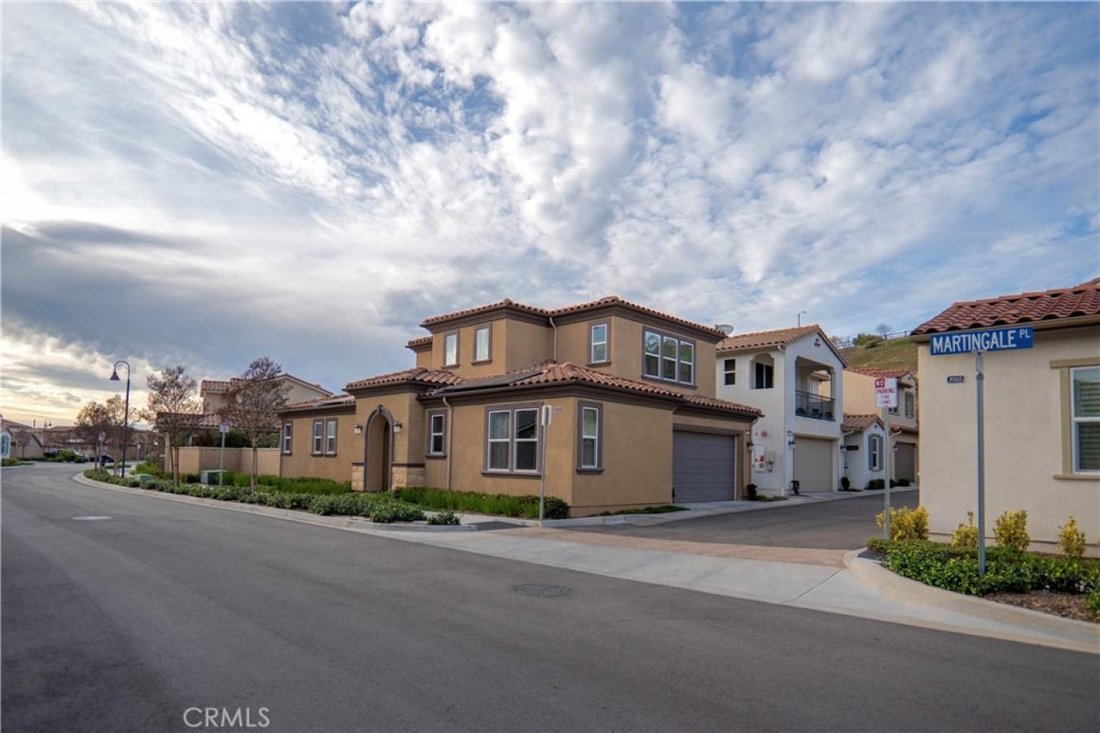 House in Santa Clarita, California, United States 3 - 18220622