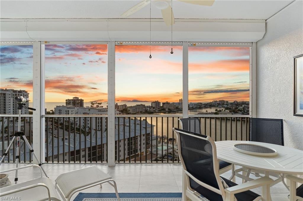 Condo in Naples, Florida, United States 4 - 18099287