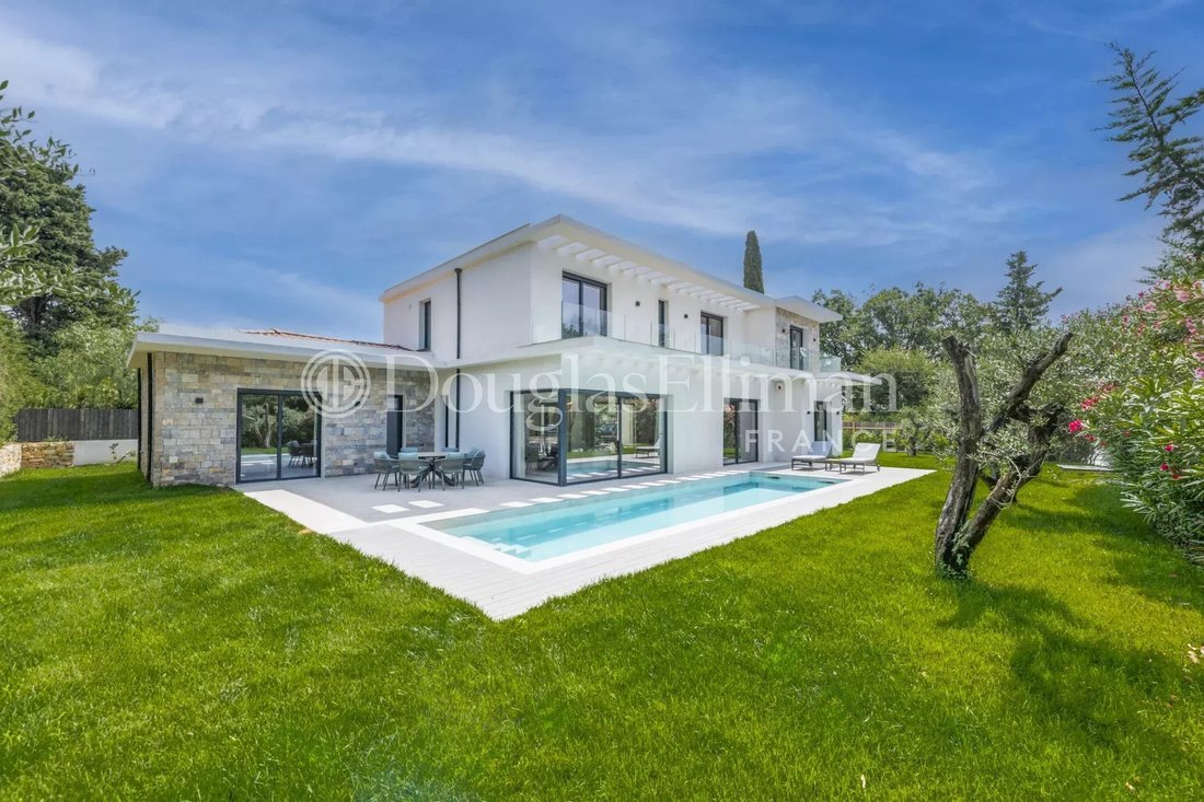 Villa in Mougins, Provence-Alpes-Côte d'Azur, France 5 - 14971489