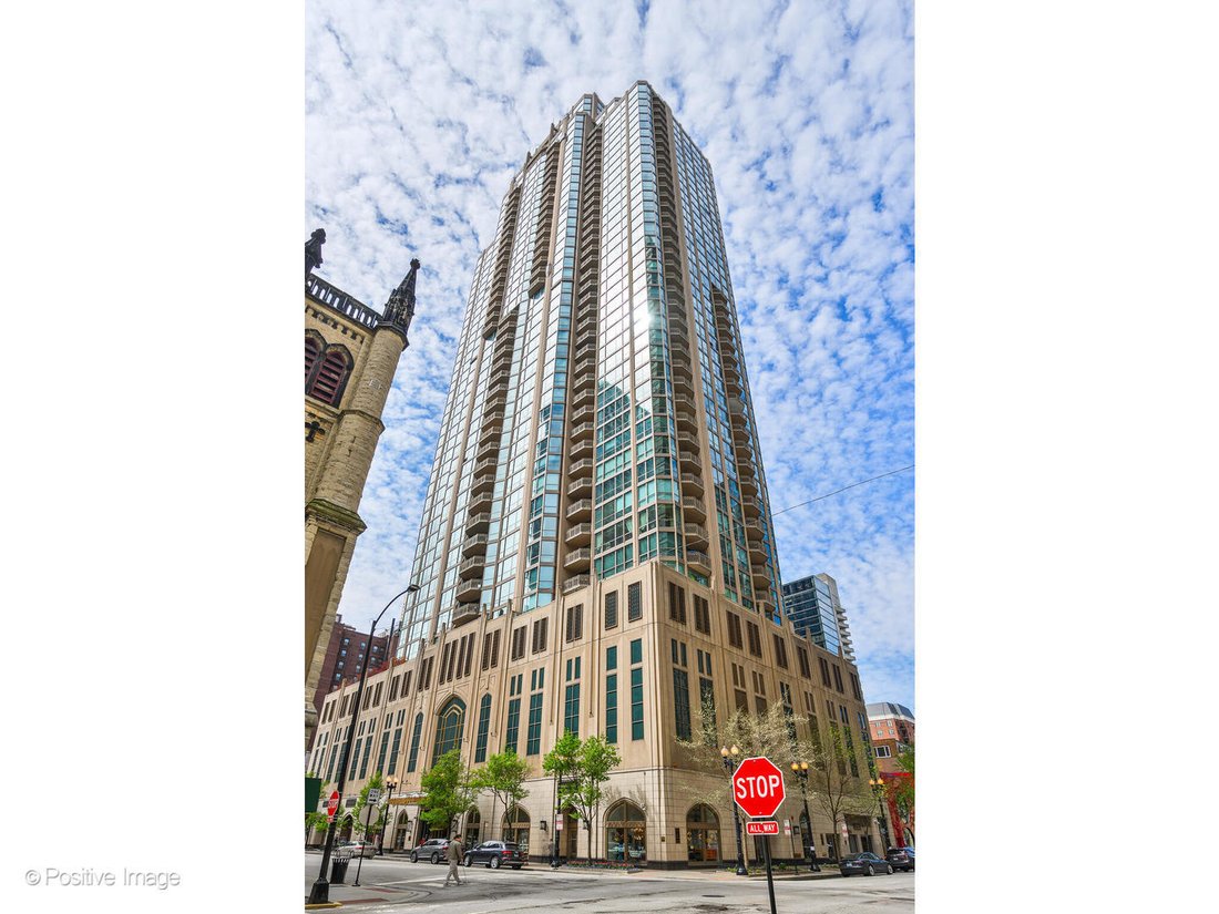 Condo in Chicago, Illinois, United States 1 - 18220923