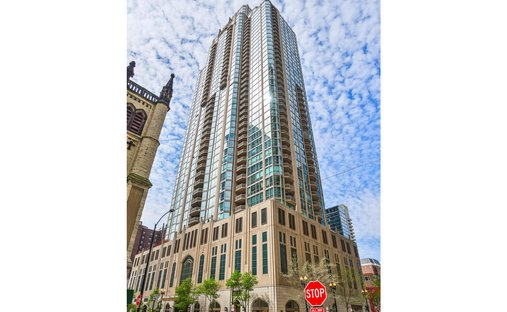 Condo in Chicago, Illinois, United States 1