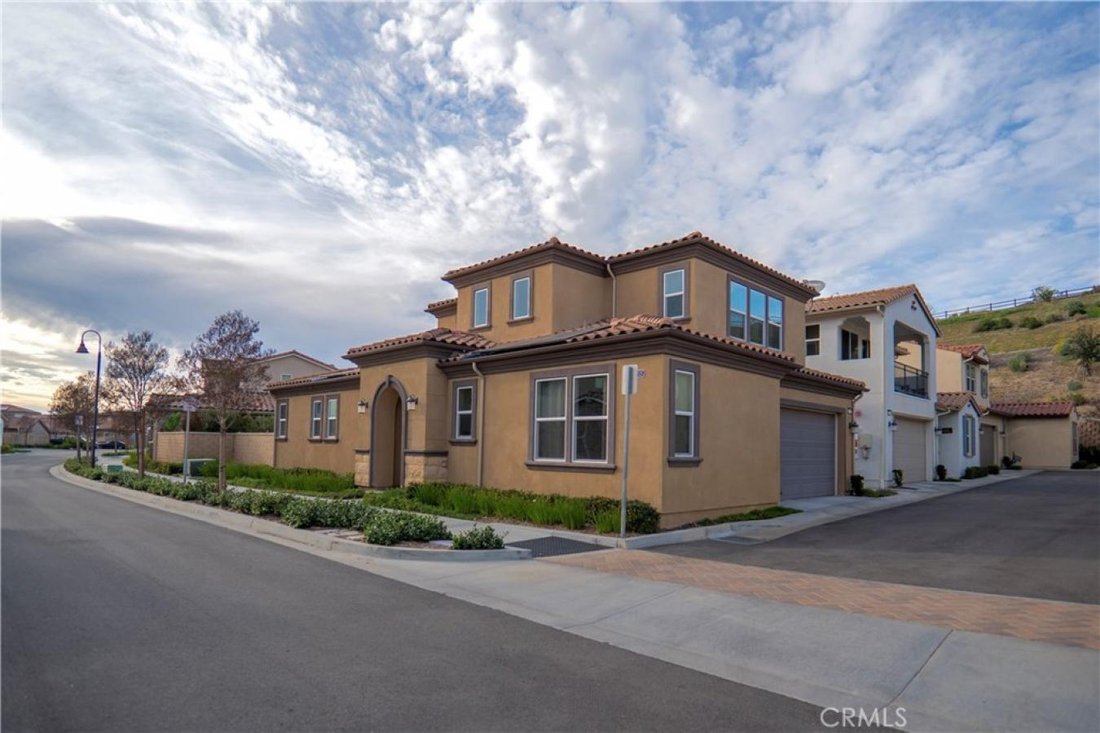 House in Santa Clarita, California, United States 2 - 18220622
