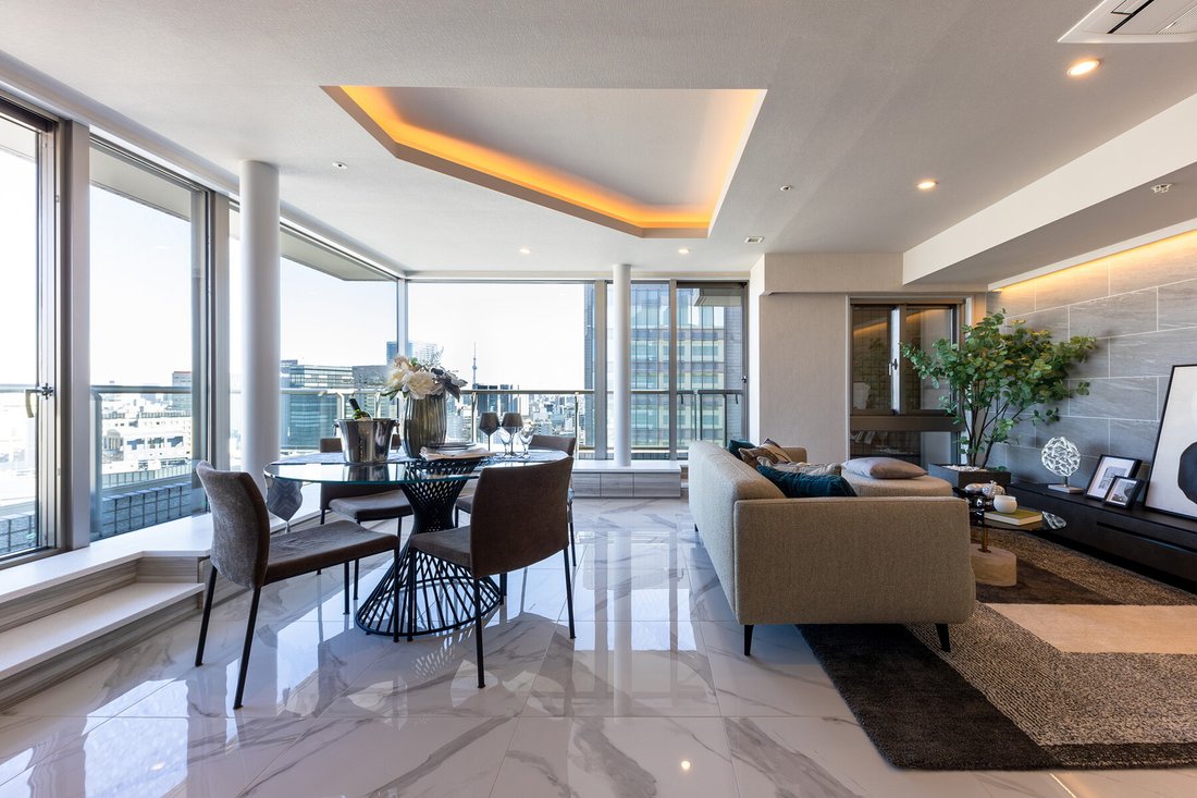 Condo in Chiyoda City, Tokyo, Japan 1 - 18220653