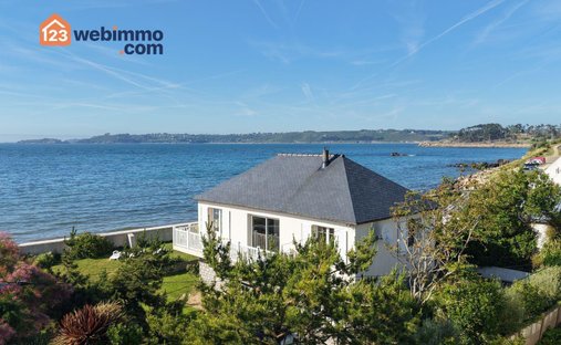 Villa in Tredrez-Locquemeau, Brittany, France 1