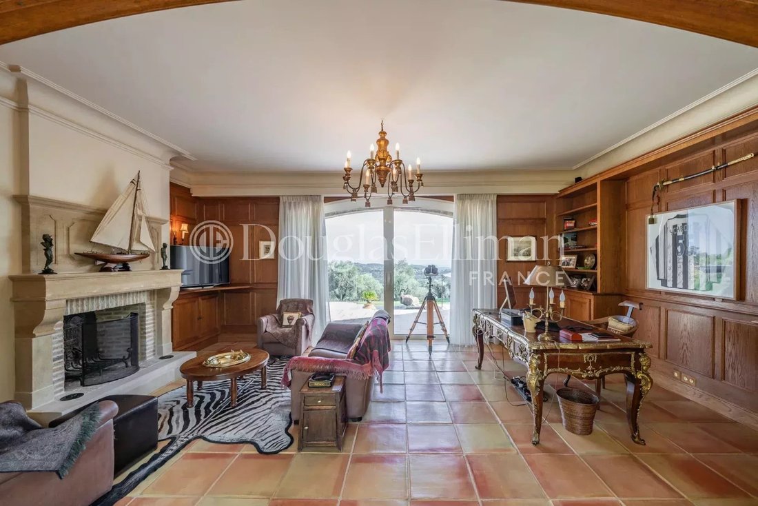 Villa in Châteauneuf-Grasse, Provence-Alpes-Côte d'Azur, France 5 - 14021002