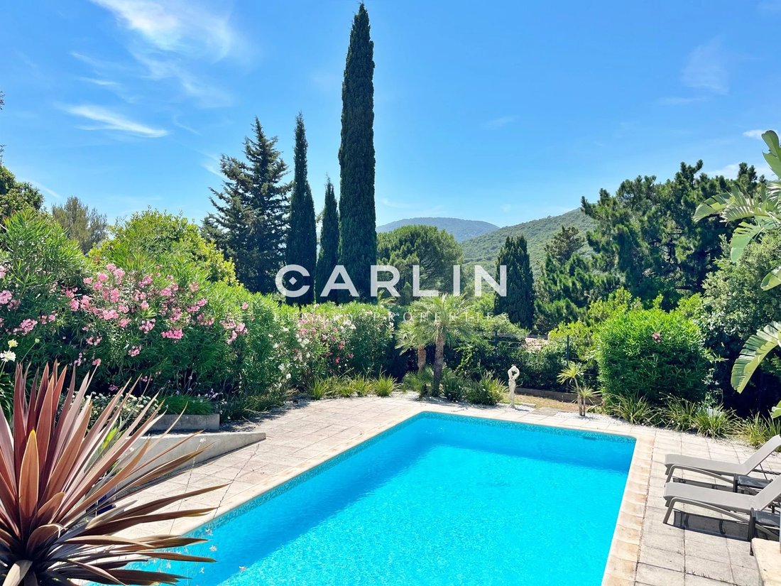 Villa in La Croix-Valmer, Provence-Alpes-Côte d'Azur, France 3 - 18220721