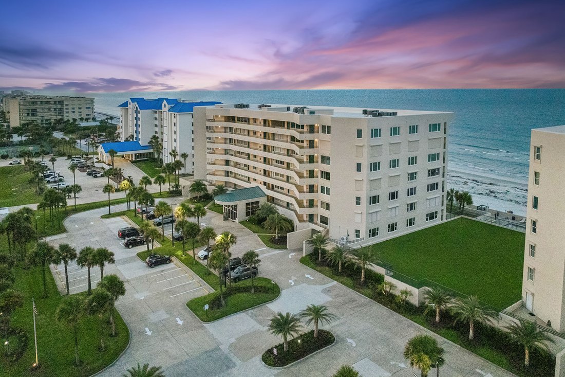 Condo in Port Orange, Florida, United States 4 - 18221597
