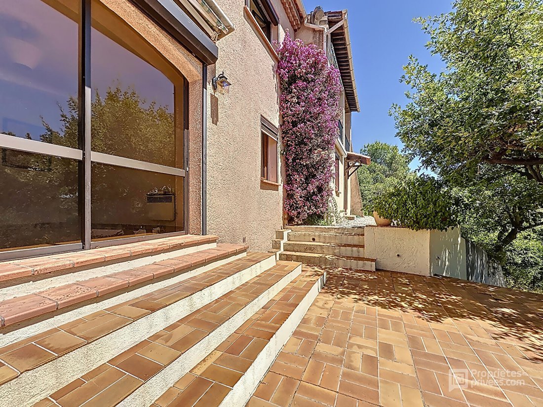 Villa in Le Val, Provence-Alpes-Côte d'Azur, France 1 - 18221051