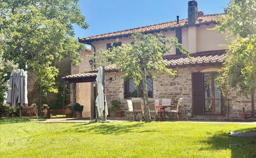 Country House in Fiesole, Tuscany, Italy 1