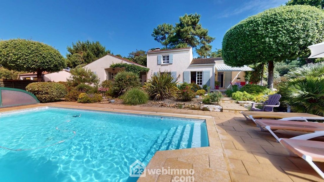 House in Jard-sur-Mer, Pays de la Loire, France 1 - 18221074