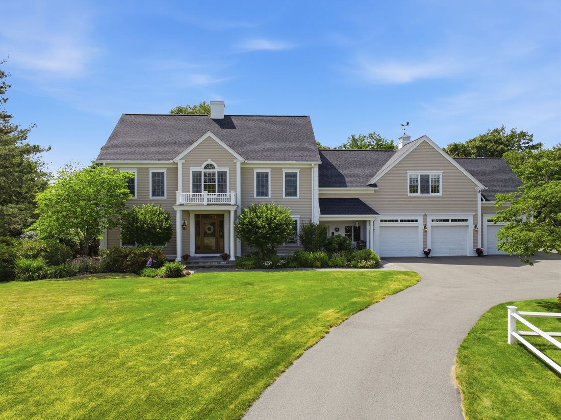 House in Westborough, Massachusetts, United States 2 - 18221541