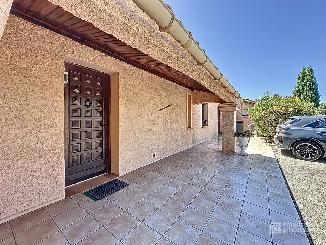 Villa in Le Val, Provence-Alpes-Côte d'Azur, France 4 - 18221051