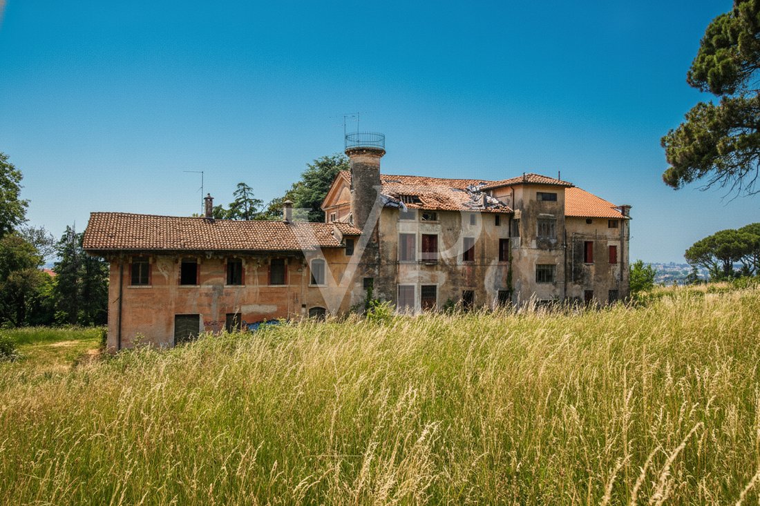 Villa in Sarcedo, Veneto, Italy 3 - 18221401