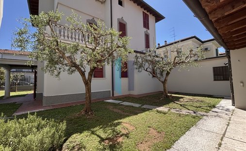 Villa in Porta Milano - Fiumicello - Primo Maggio, Brescia, Lombardy 1
