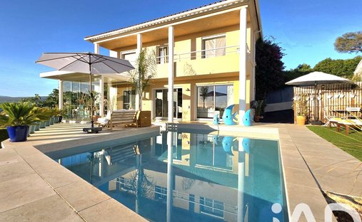 Maison à Le Rouve-Gailleux-Le Val d'Arenc, Le Beausset, France 1