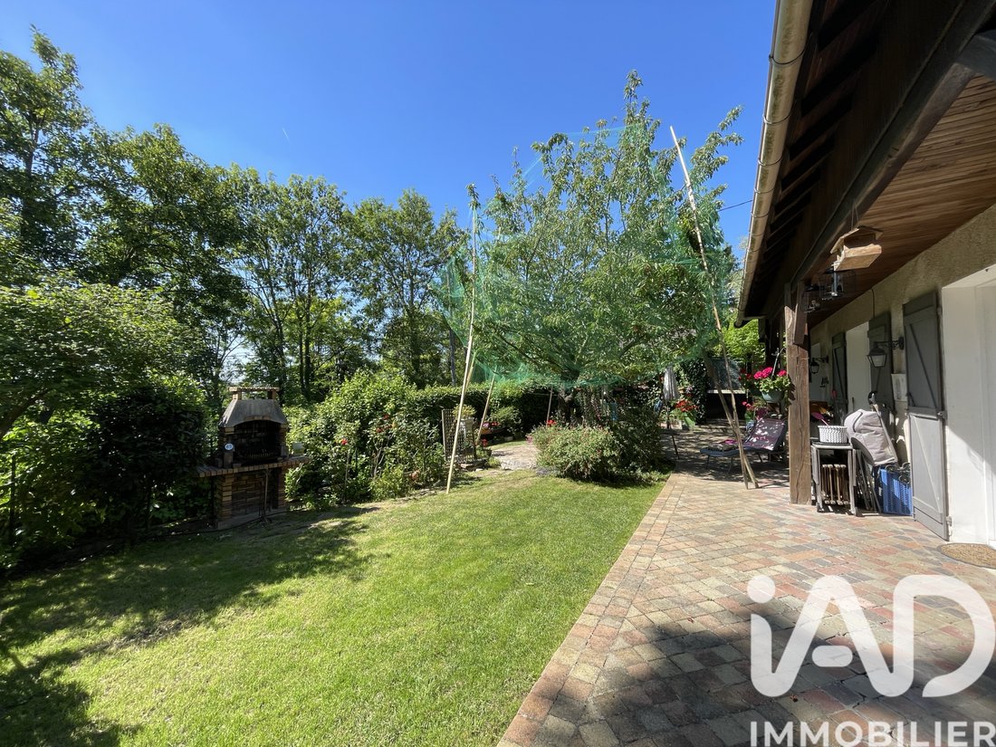 House in Chennevieres-sur-Marne, Ile-de-France, France 2 - 18169307