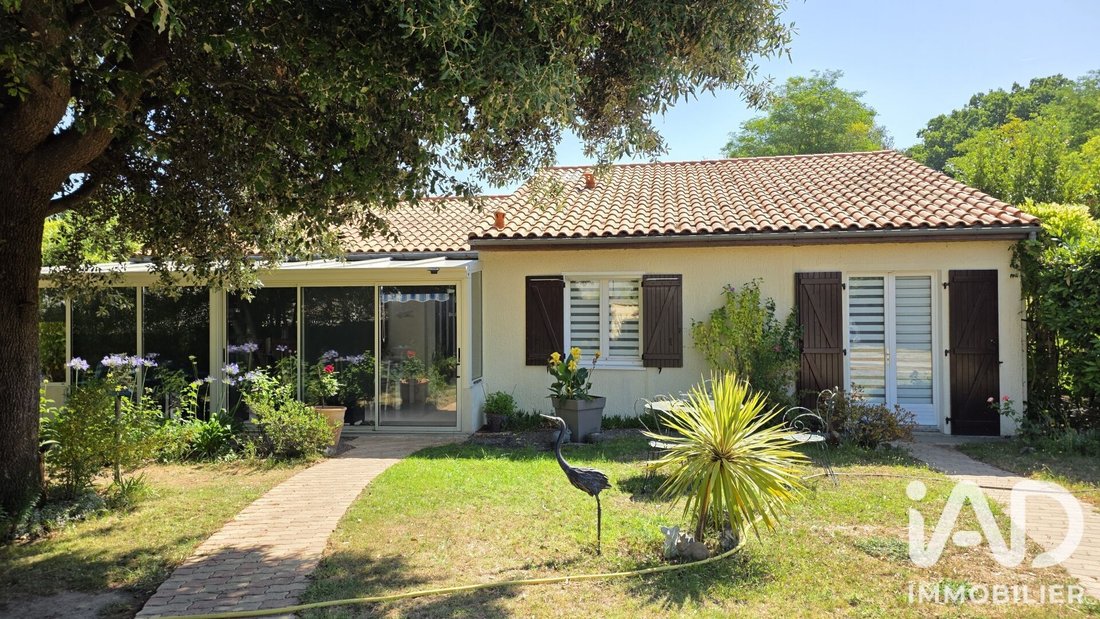 House in Meschers-sur-Gironde, Nouvelle-Aquitaine, France 1 - 18223321