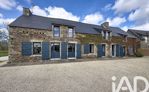 House in Matignon, Brittany, France 1
