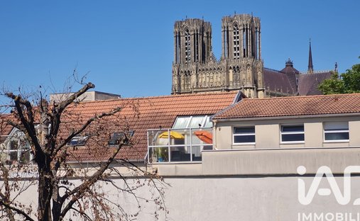 Apartment in Centre Ville, Reims, France 1