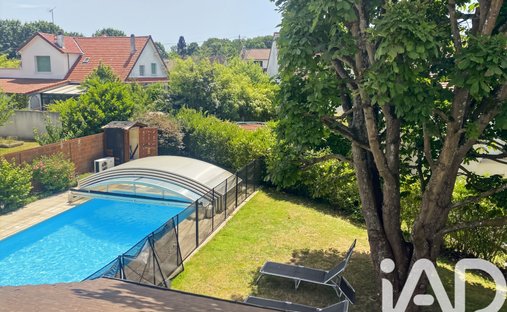Maison à Combs-la-Ville, Île-de-France, France 1