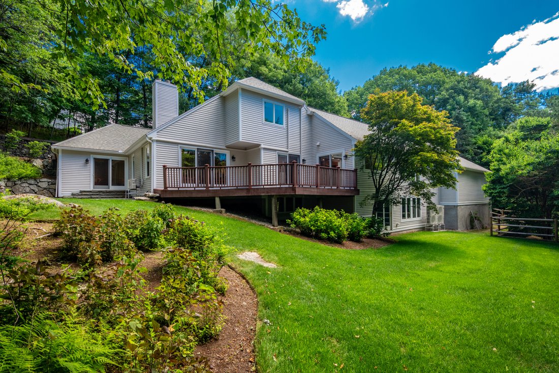 Winchester, Massachusetts, United States 2 - 18221593