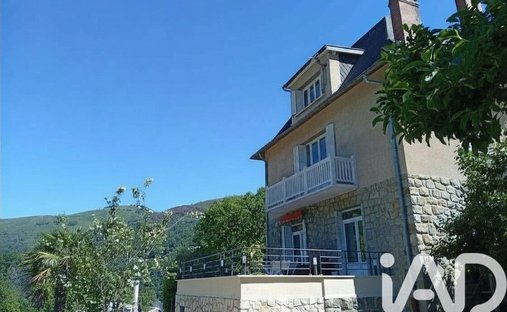 House in Ax-les-Thermes, Occitania, France 1