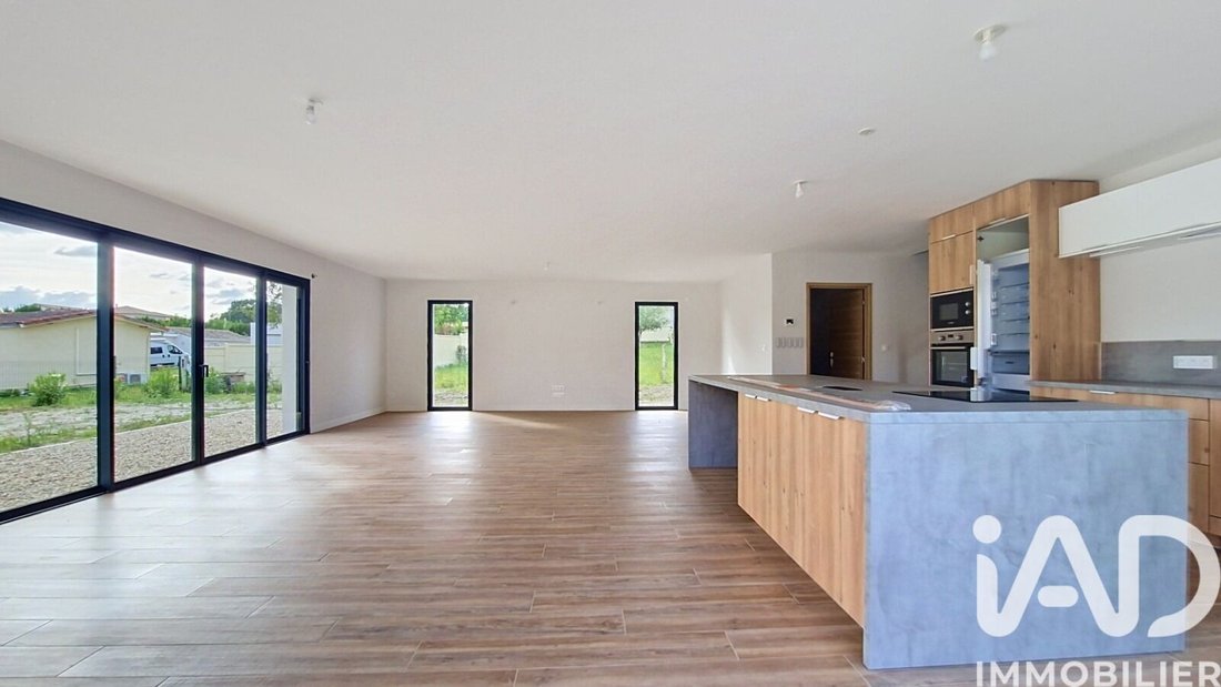 House in Carignan-de-Bordeaux, Nouvelle-Aquitaine, France 2 - 18222171