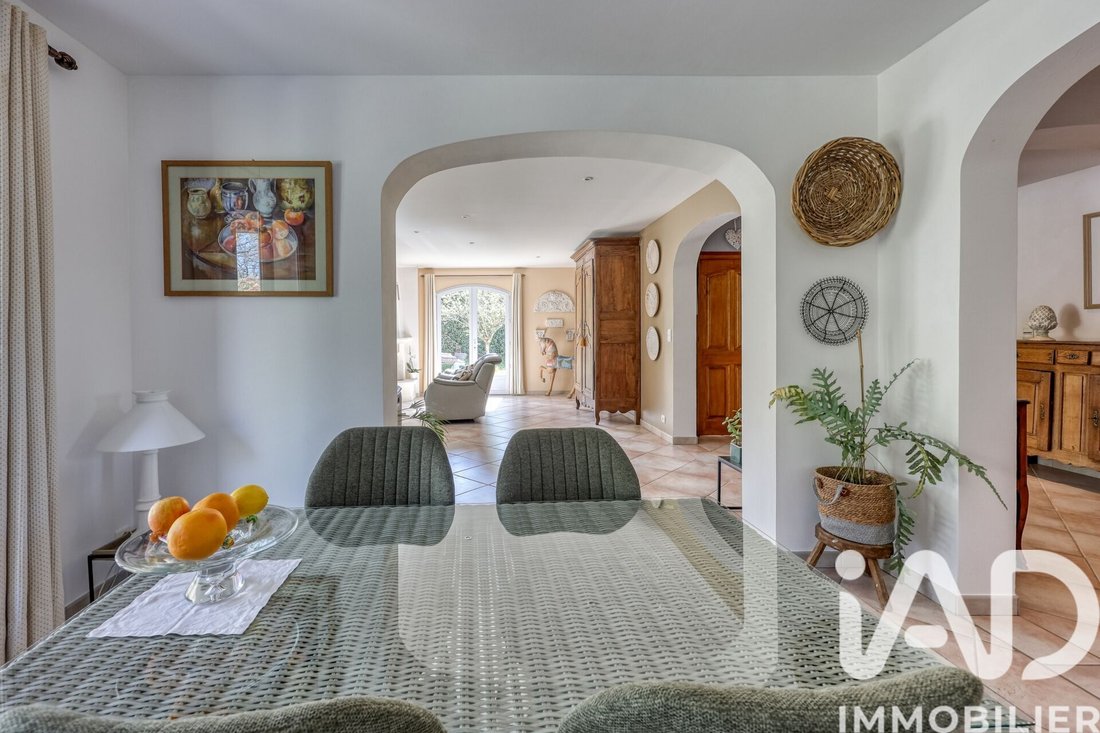 House in Bagnols-en-Forêt, Provence-Alpes-Côte d'Azur, France 5 - 18221621