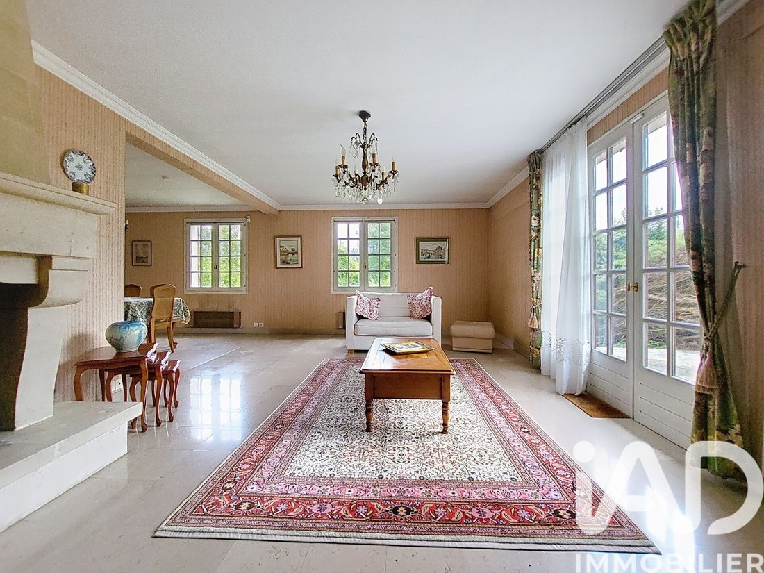 House in Les Loges-en-Josas, Ile-de-France, France 4 - 18222507