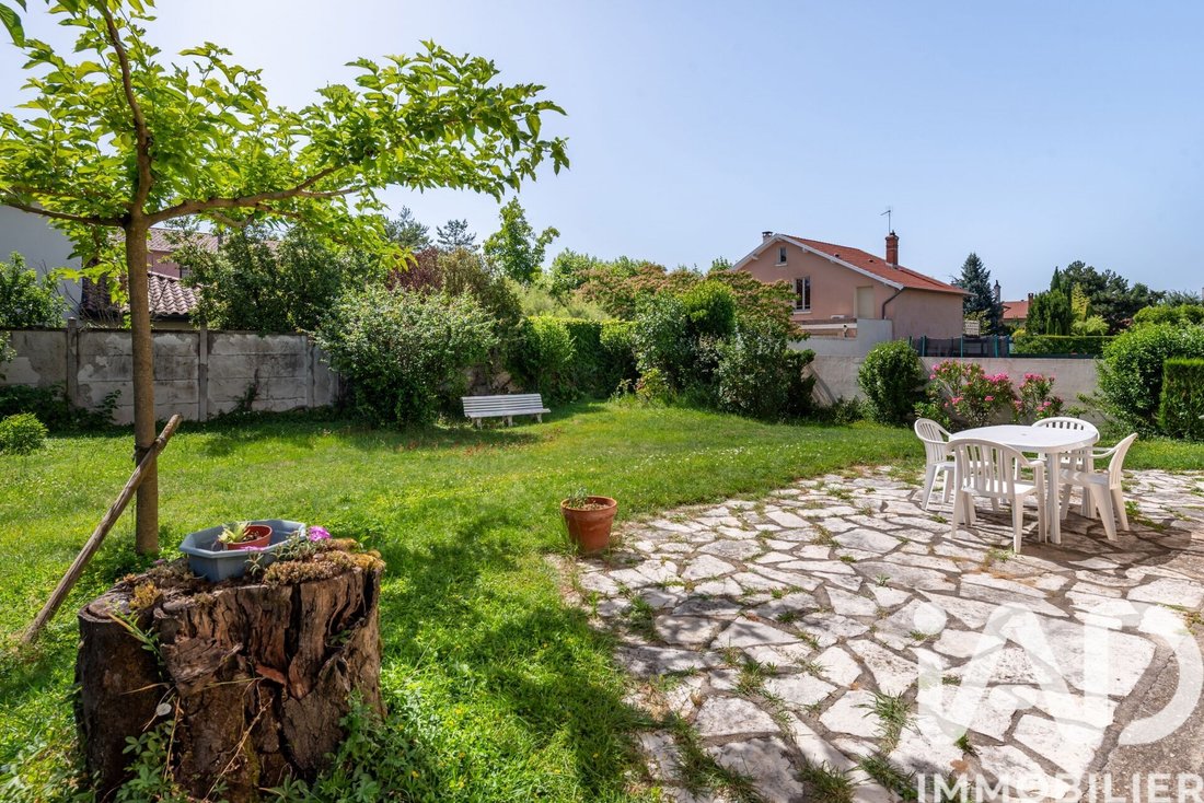 House in Bron, Auvergne-Rhône-Alpes, France 2 - 18222408