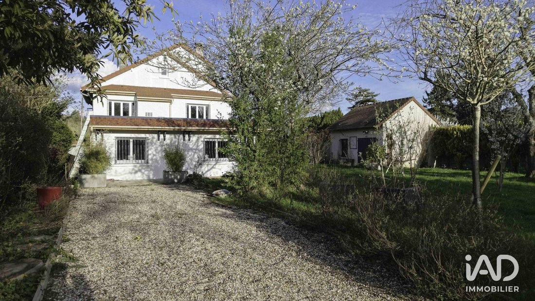 House in Freneuse, Ile-de-France, France 3 - 18221674