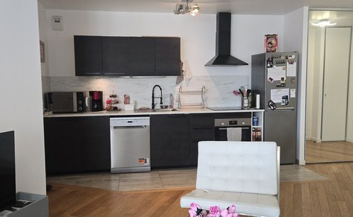 Apartment in Beaujon-Berges de Seine, Clichy, France 1