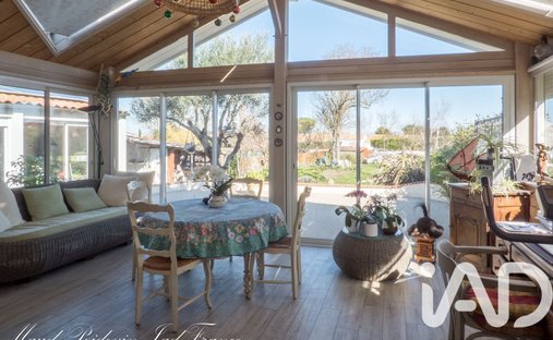 House in Est, Châtelaillon-Plage, France 1