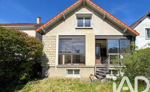 Haus in Les Graviers, Massy, Frankreich 1