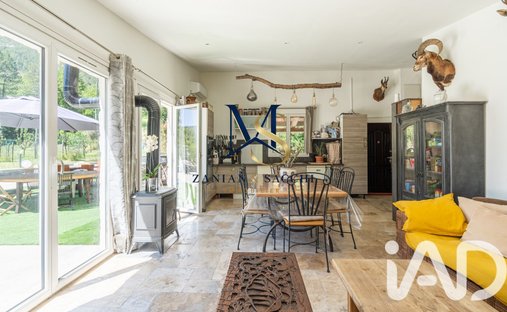 House in Rigaud, Provence-Alpes-Côte d'Azur, France 1